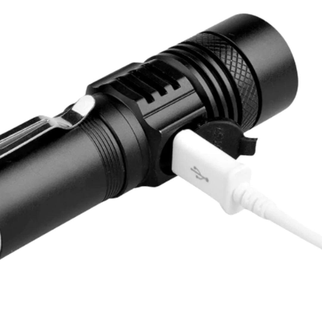 Lanterna Tática Recarregável USB com Iluminação de até 2km | Super LED Zoom - LOJA BOSQUE