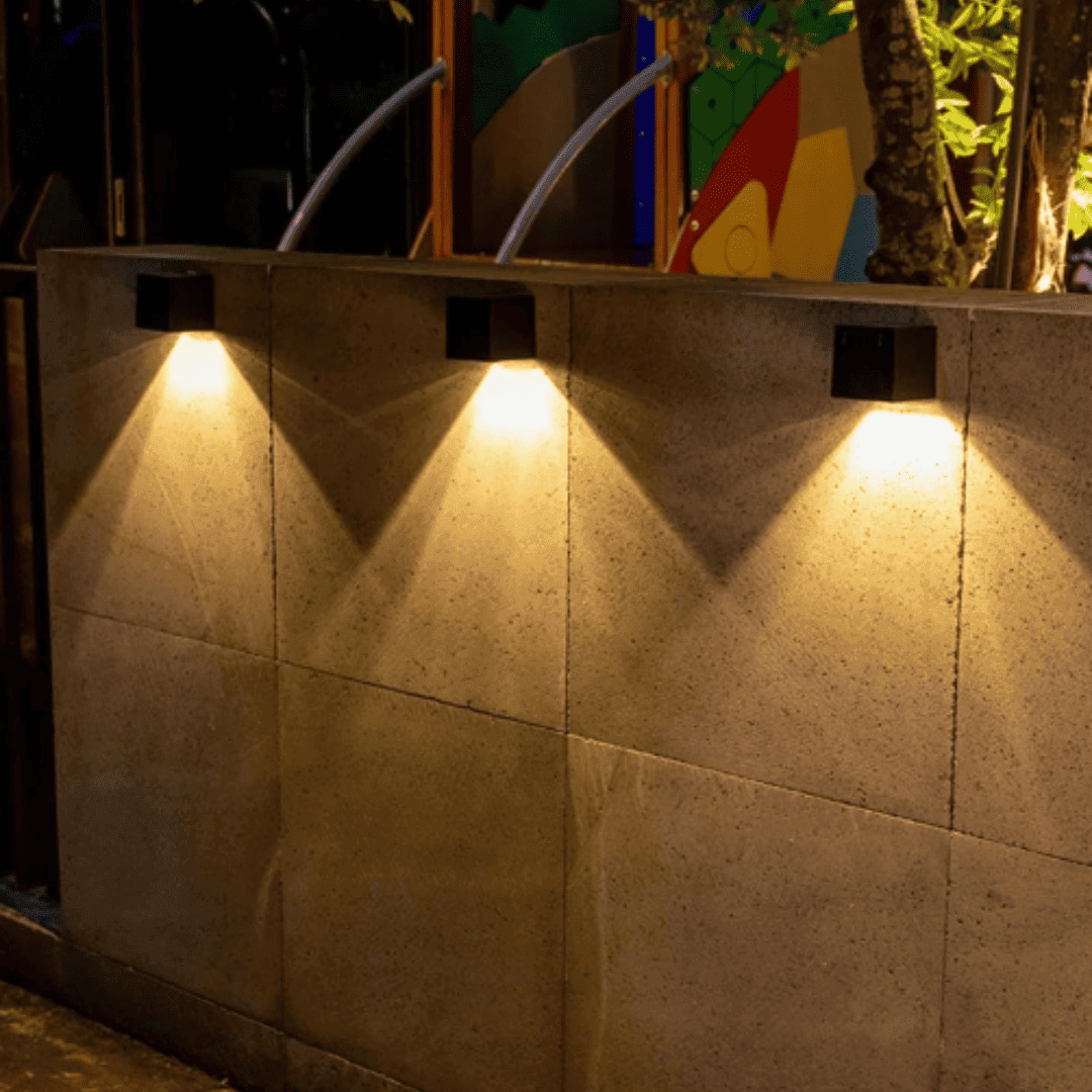 Luminária Solar de Parede À Prova D'água Para Jardim Muro e Varanda | Loja Bosque