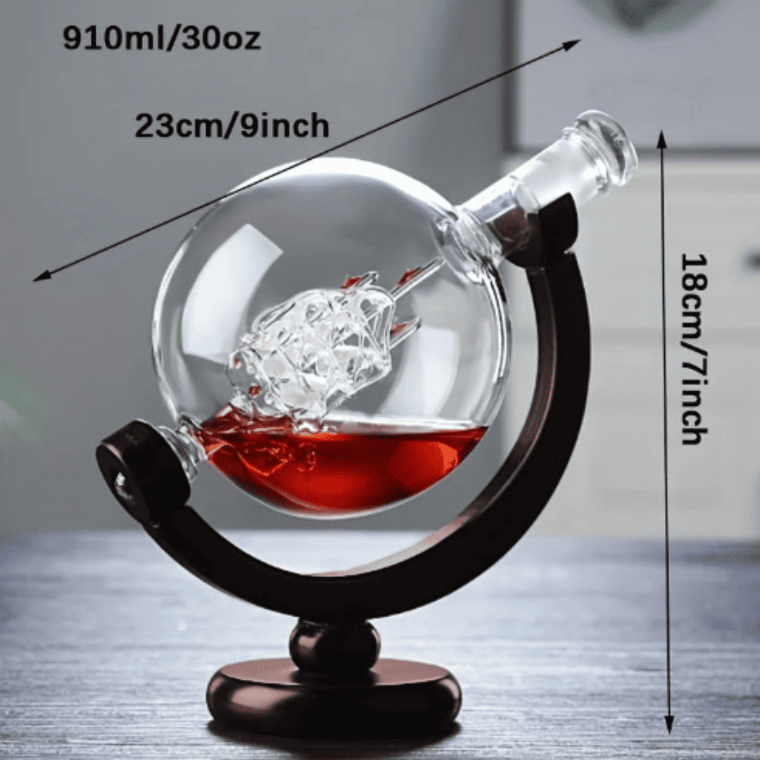 Conjunto Decanter Globo com Suporte em Madeira e 2 Copos  | Loja Bosque